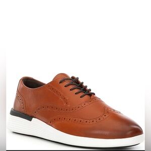 Wolf & Shepherd Men's Crossover WingTip Honey and White Leather Oxfords size 7.5